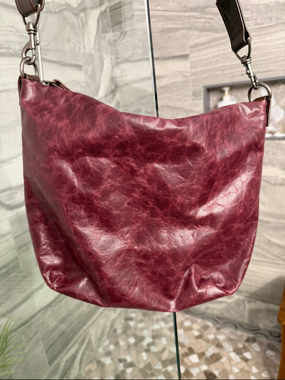 Rough and Tumble small plain front Hobo in Pinot .